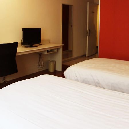 Hanting Hotel Changchun Qimao City Værelse billede